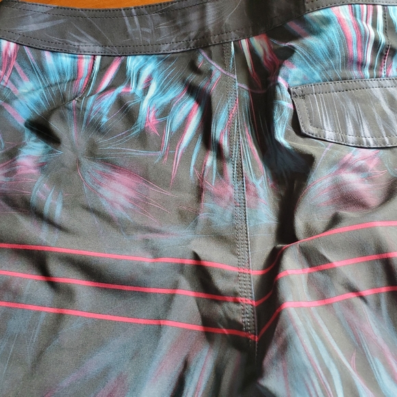 Swim - Picture 3 of 4